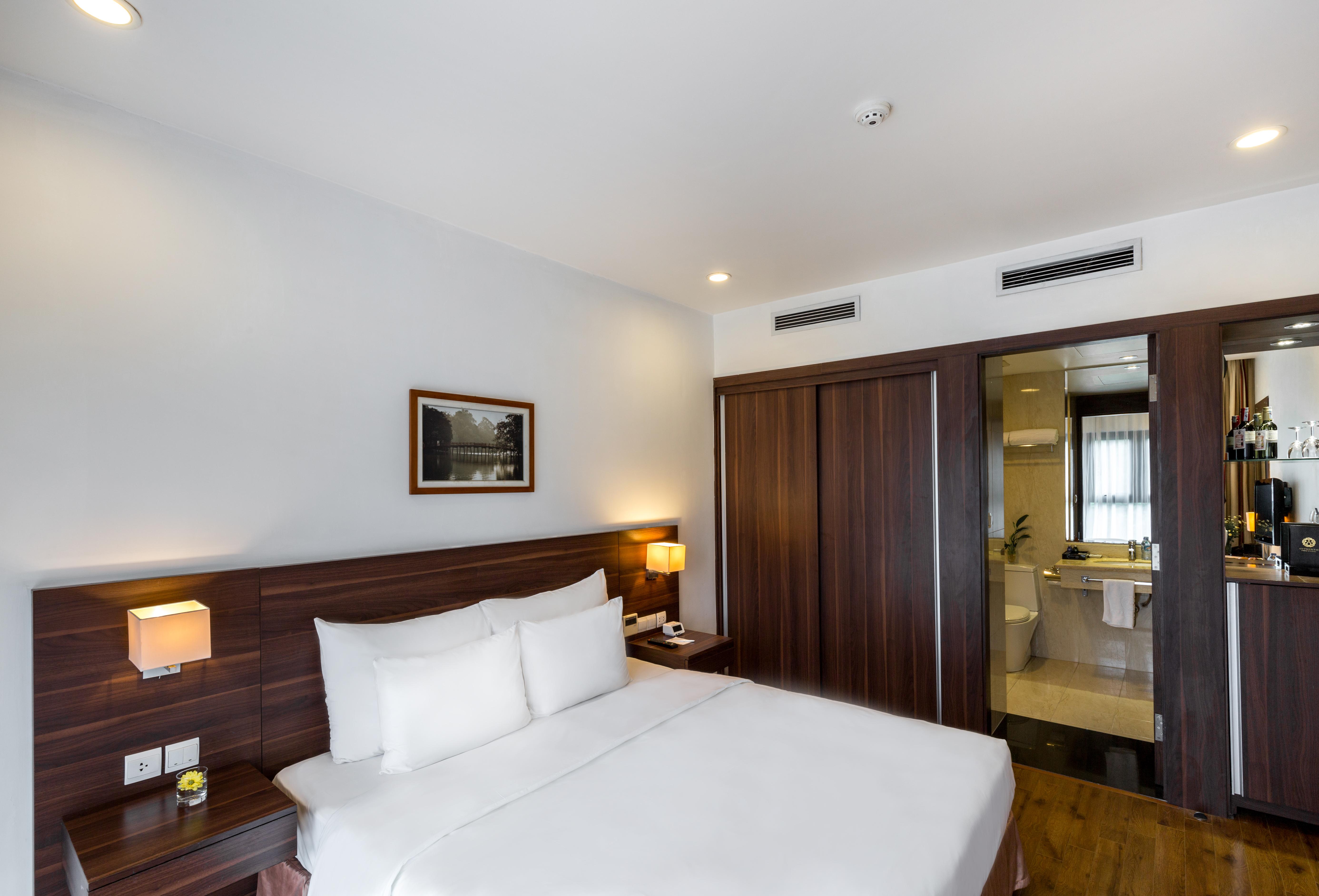 Authentic Hanoi Boutique Hotel Exterior photo