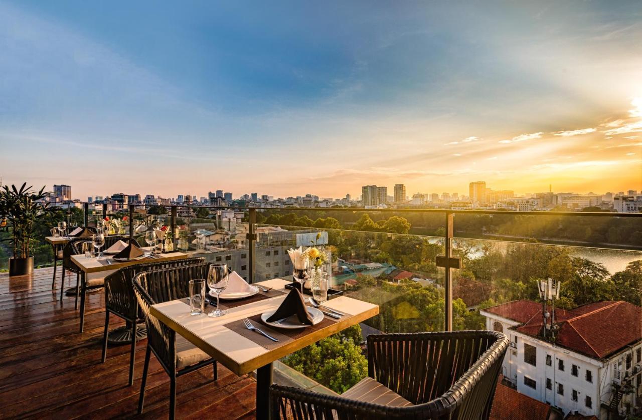 Authentic Hanoi Boutique Hotel Exterior photo
