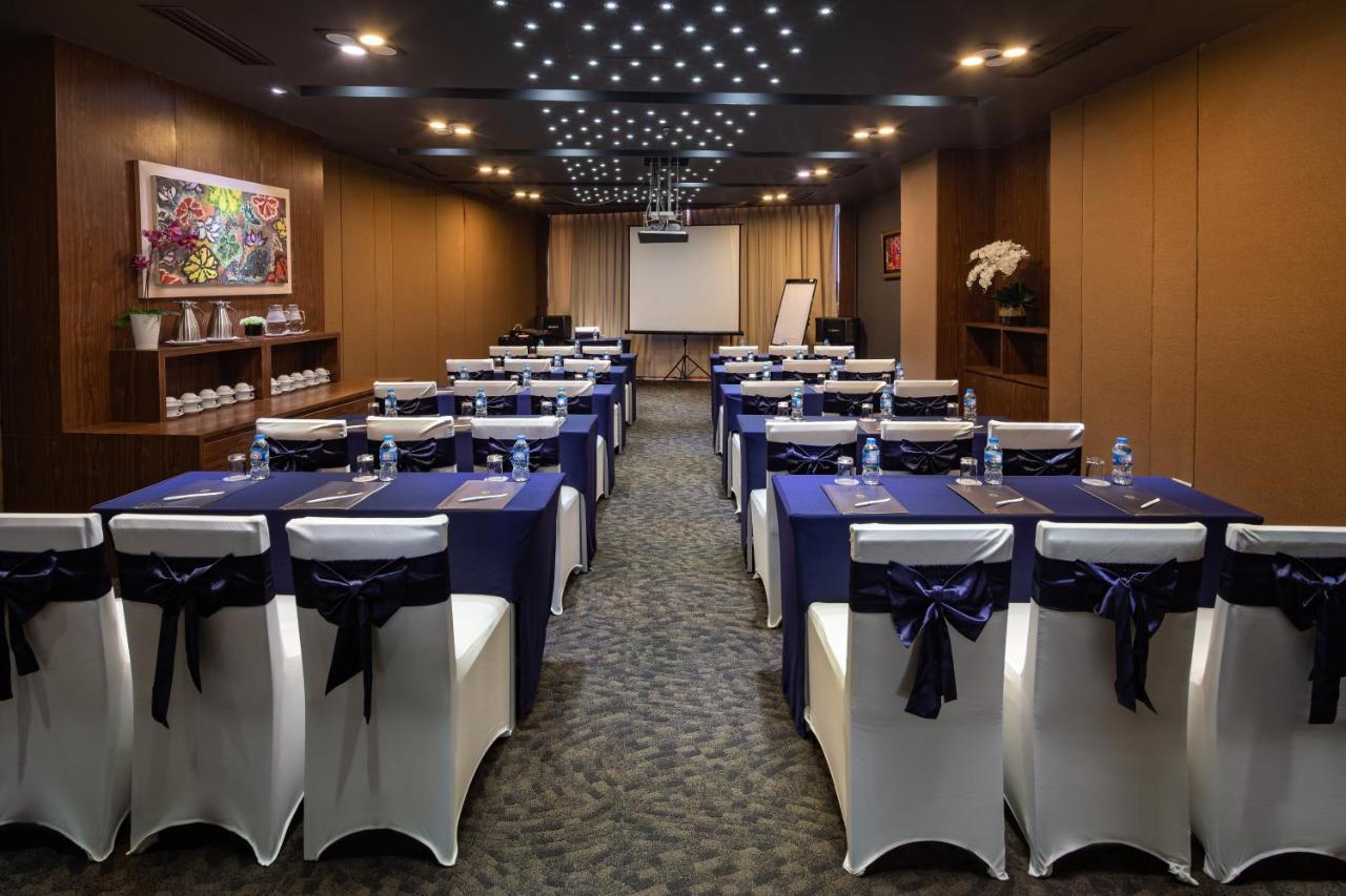 Authentic Hanoi Boutique Hotel Exterior photo